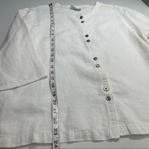 Beautiful Off White Button Front Linen Blouse by Mishi Wearables - Picture 5 of 10